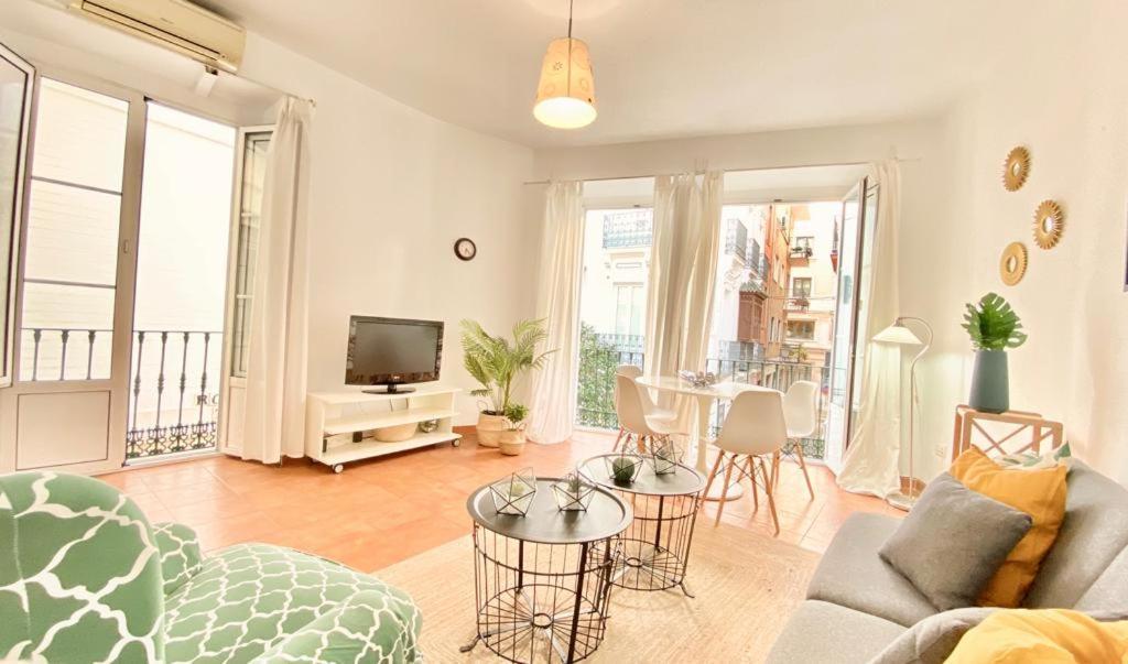 Superb Apartment In Downtown Of Sevilla ,Parking Optional, Top !! Exterior foto